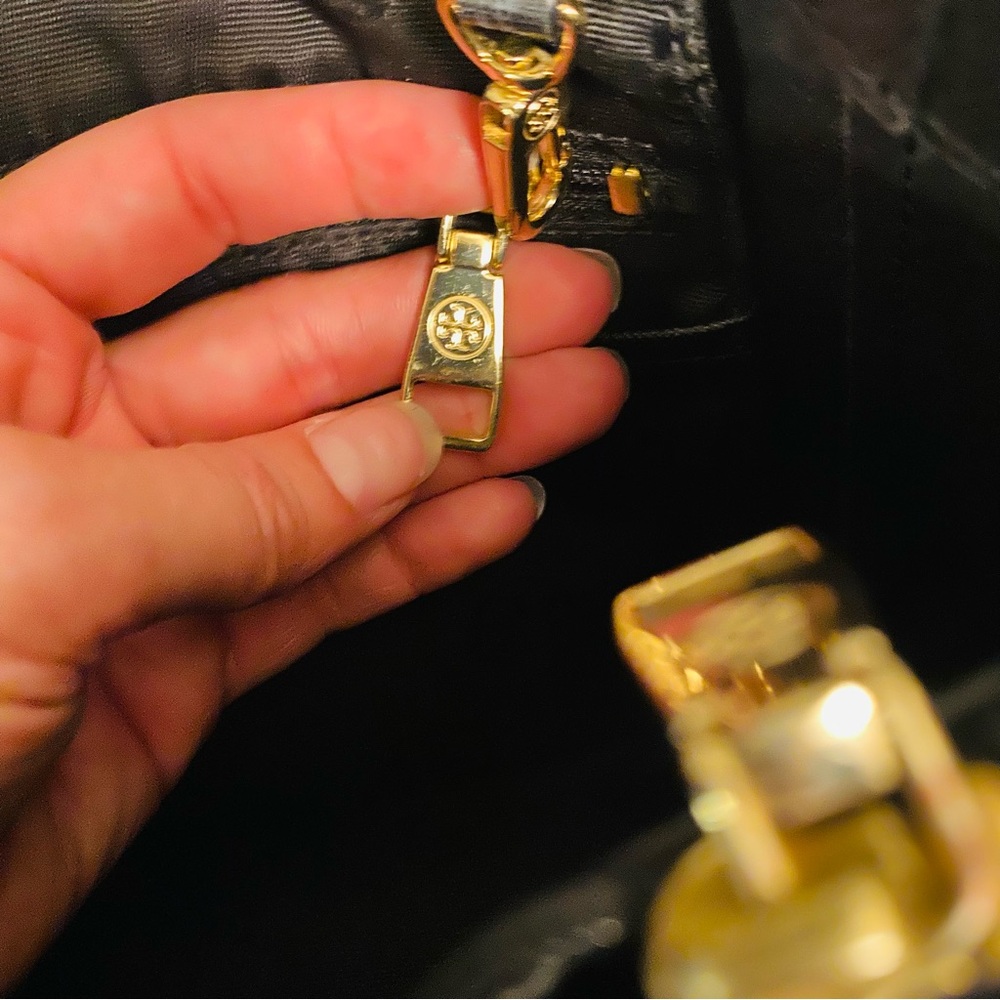 Tory Burch York Buckle Black Saffiano Leather Tote - Picture 12 of 12